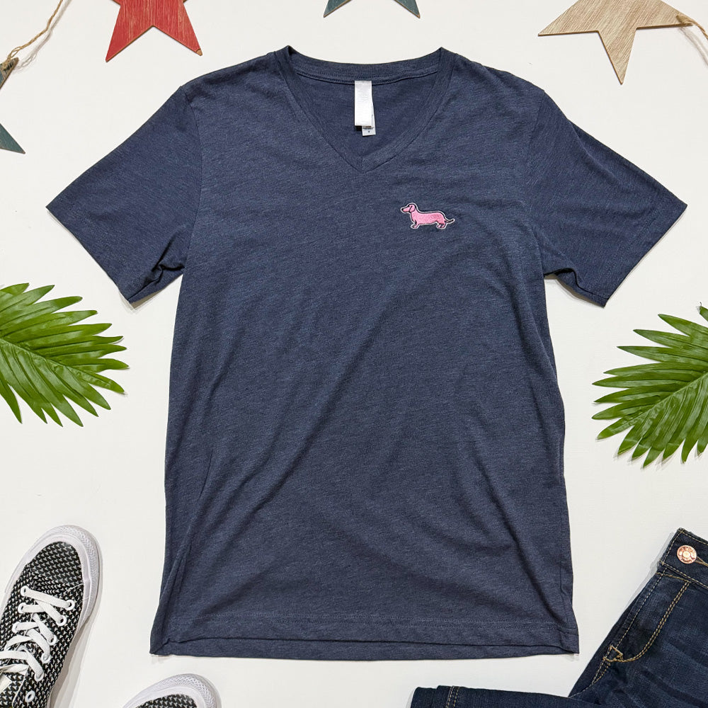 Signature Logo V-Neck Short Sleeve Tee (Longhair & Shorthair)