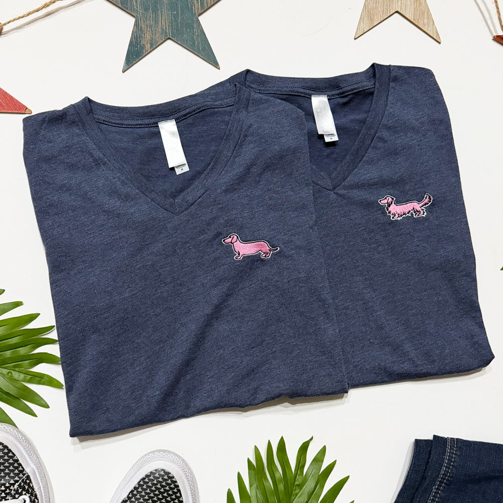 Signature Logo V-Neck Short Sleeve Tee (Longhair & Shorthair)