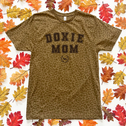 Doxie Mom Varsity Short Sleeve Tee Shirt (Brown Leopard Print)